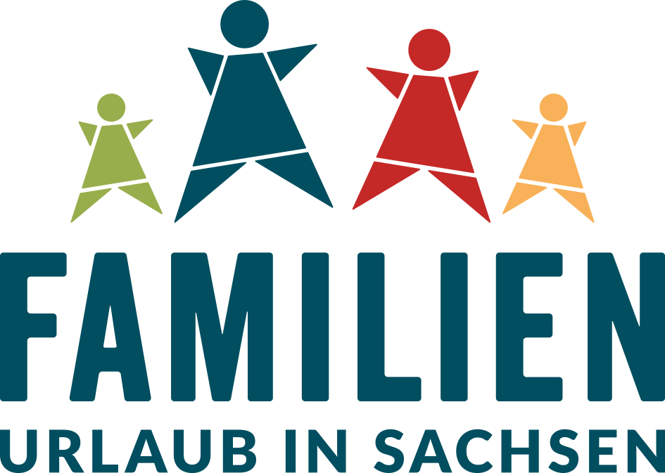 KI generiert: Das Bild zeigt ein Logo mit grafischen Darstellungen von vier stilisierten Personen in verschiedenen Farben. Darunter steht der Text "FAMILIENURLAUB IN SACHSEN".