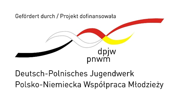 KI generiert: Das Bild zeigt das Logo des Deutsch-Polnischen Jugendwerks, dargestellt durch ineinanderfließende Bänder in den Farben Schwarz, Rot, Gelb, Weiß und Rot. Darüber steht der Hinweis, dass ein Projekt gefördert wurde, und darunter der Name der Organisation auf Deutsch und Polnisch.