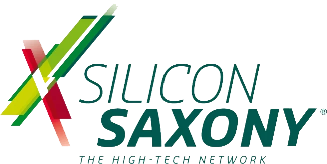 KI generiert: Das Bild zeigt das Logo von "Silicon Saxony", einem High-Tech-Netzwerk. Das Logo besteht aus einem grafischen Element mit grünen und roten Linien und dem Text "Silicon Saxony" sowie dem Slogan "The High Tech Network".